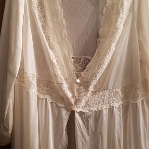 Plus Vintage bridal gown or robe